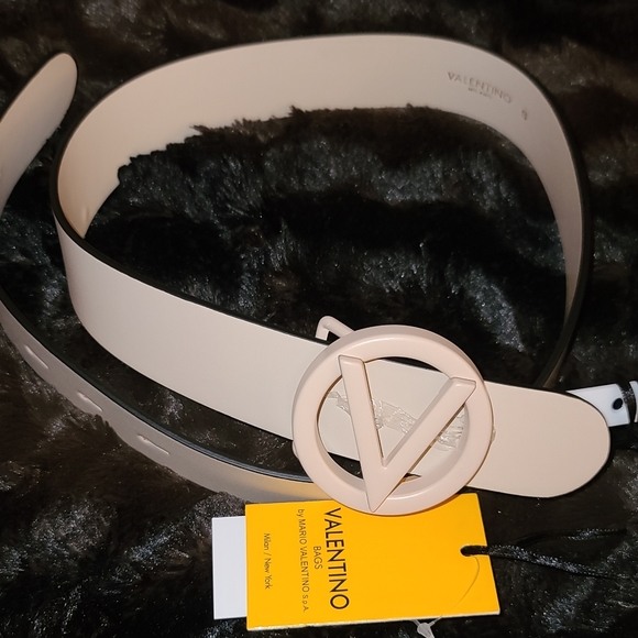 Mario Valentino Belt - Picture 9 of 11